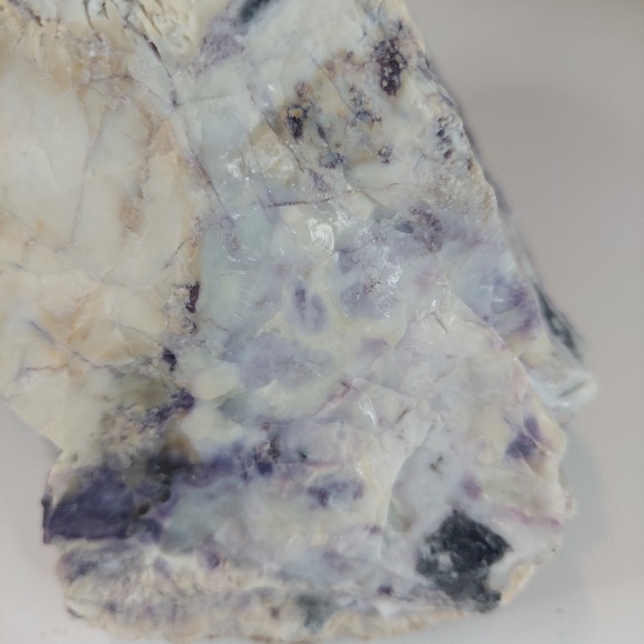 Extra Large Tiffany Stone | Intuition, Transformation & Heart - Picture 11 of 12